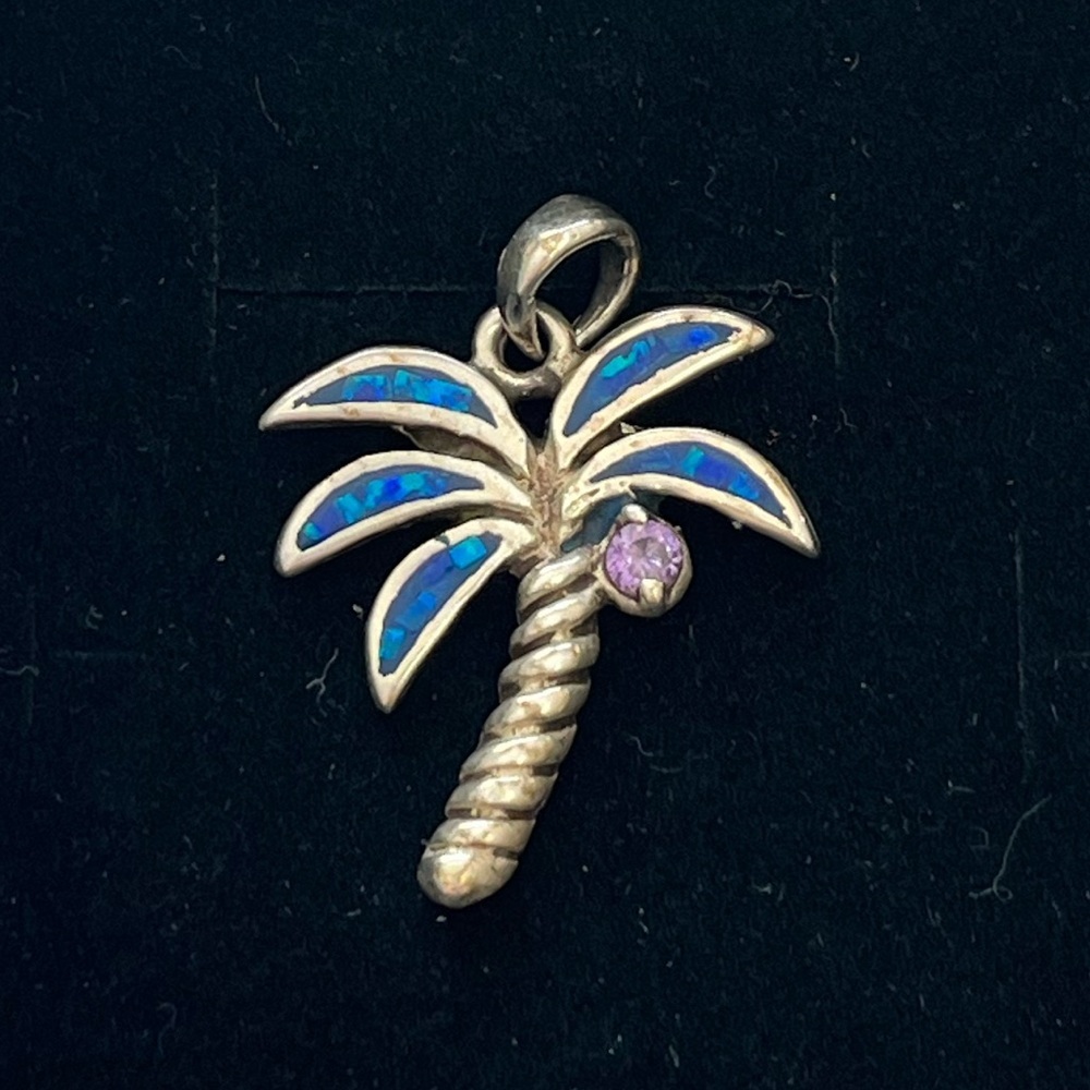 Sterling silver palm tree pendant